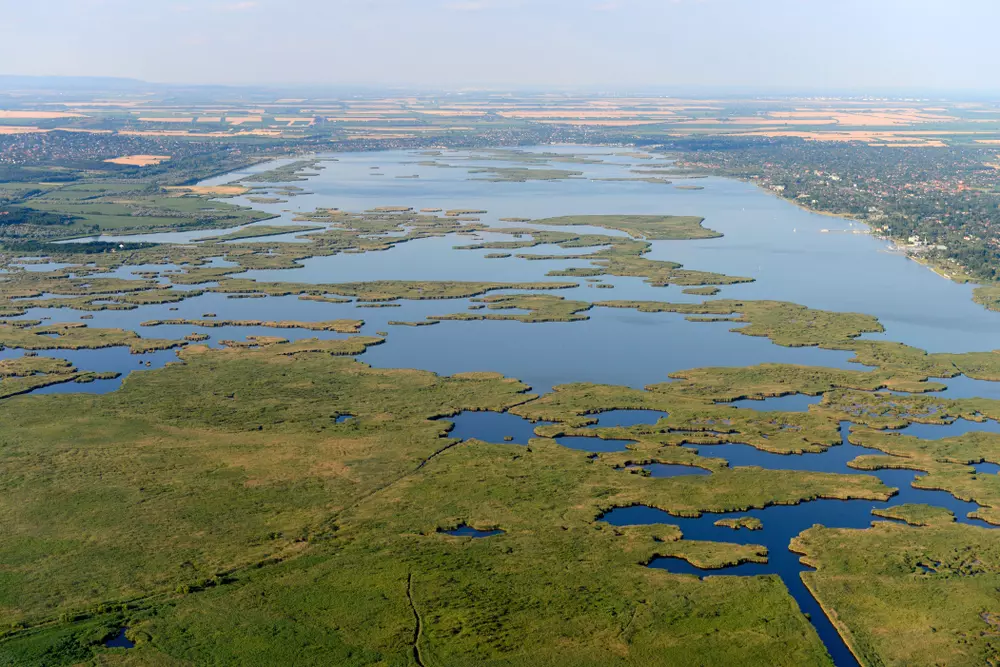 velencei tó, repülés